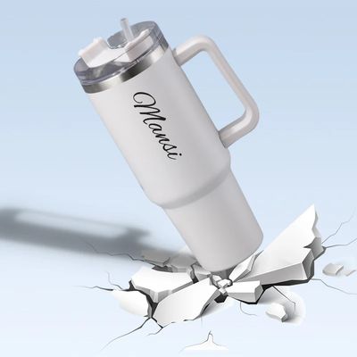Personalized White Vacuum Insulated Tumbler ( 1200 ml ) Personalized White Vacuum Insulated Tumbler ( 1200 ml )