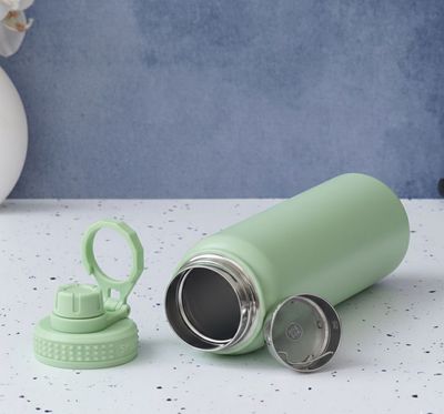 Pistachio Green Vacuum Insulated Sipper Bottle (800ml)