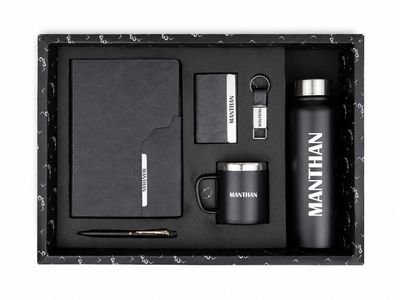 Personalized Corporate Gift Hamper – 6 Pc Executive Gift Set - Strivo Diary - Black Colour