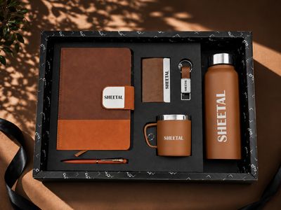 Personalized Corporate Gift Hamper – 6 Pc Executive Gift Set - Duo Tone Pro Diary - Saddle Tan Colour