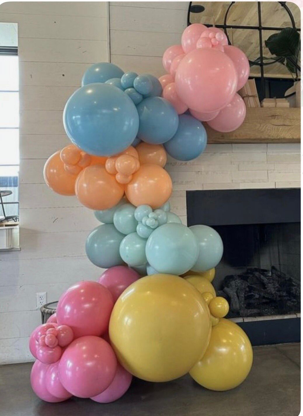 Small Balloon Garland 7 Ft. (setup Included)