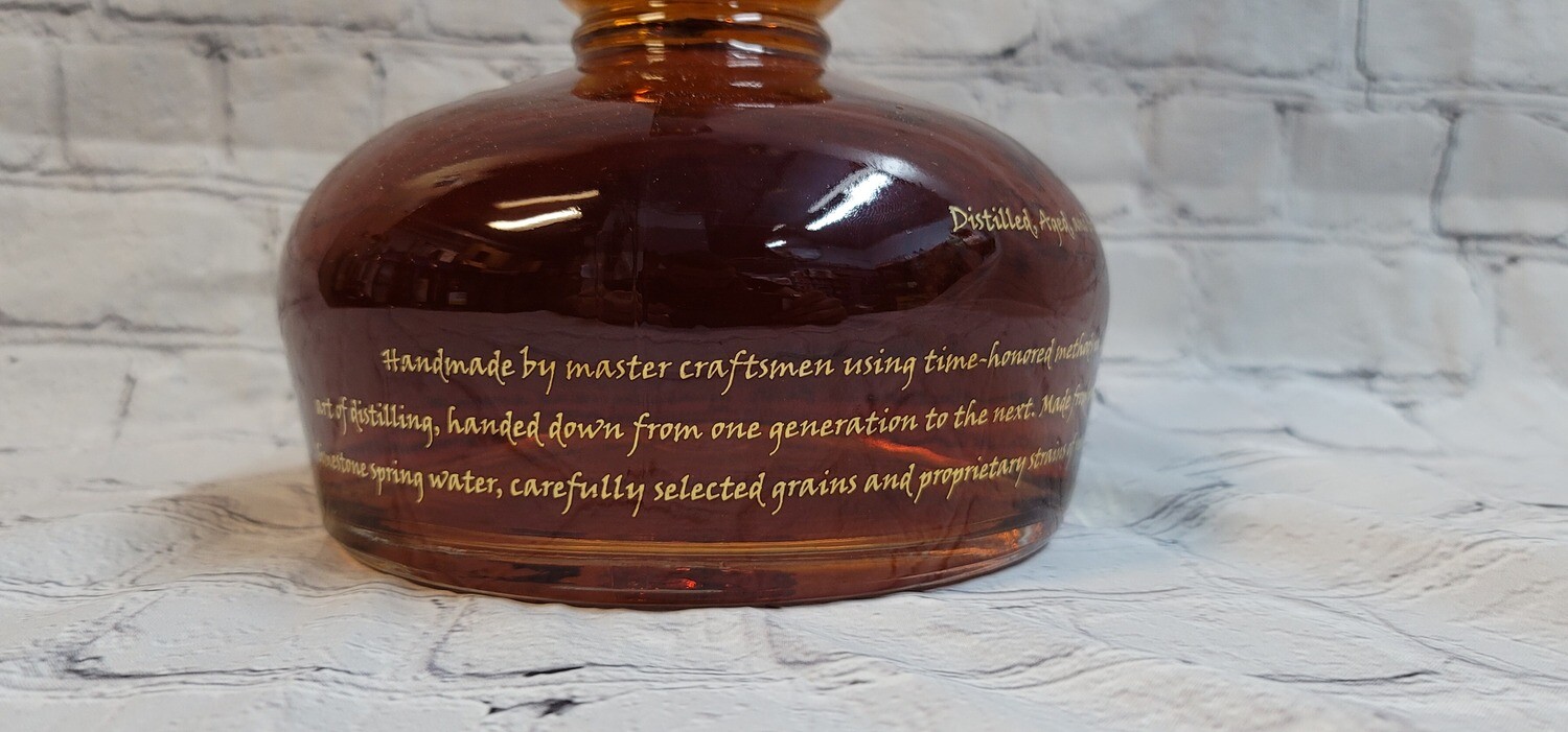 Willett Pot Still Reserve Kentucky Straight Bourbon Whiskey 1.75ml