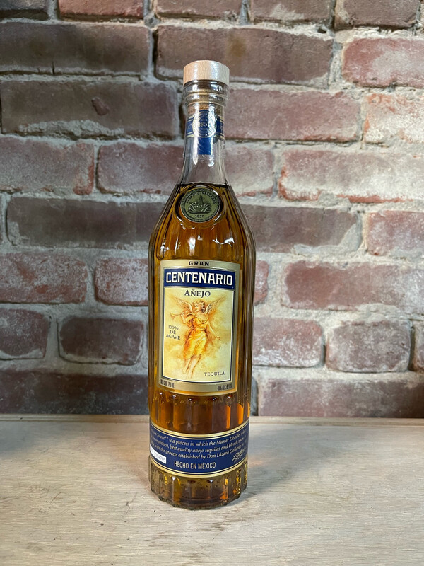 Centenario Tequila Anejo 750ml