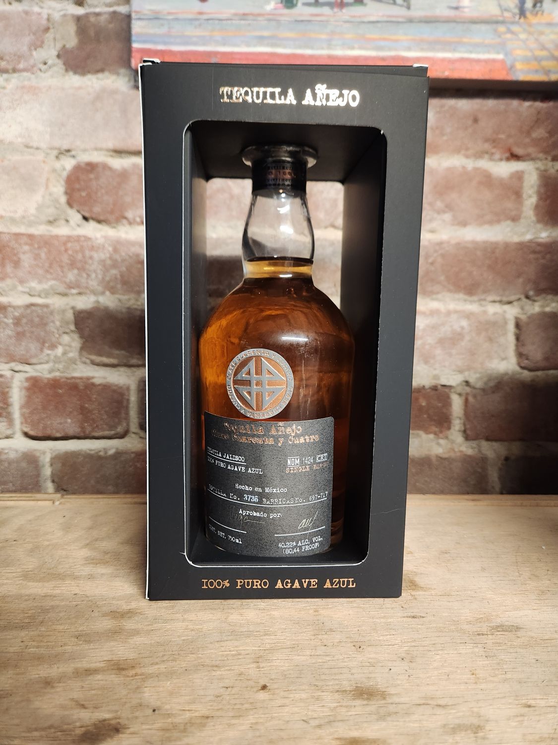 Clase Cuarenta y Cuatro Anejo 750ml