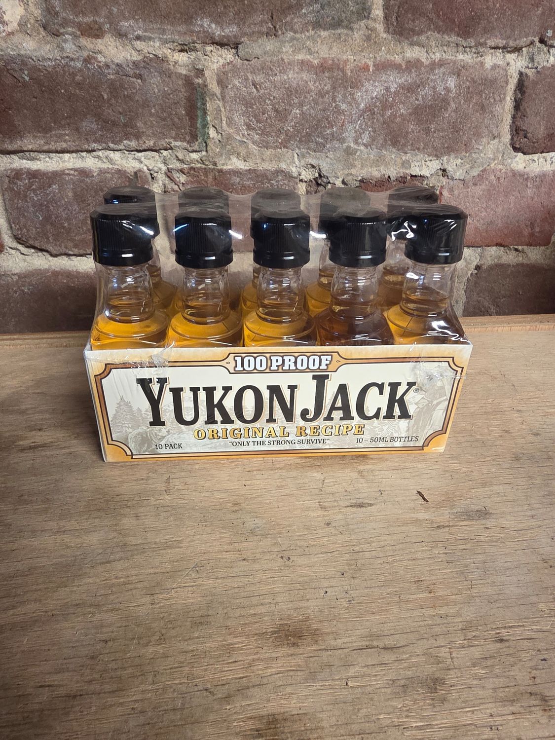 Yukon Jack 100proof 50ml 10pack