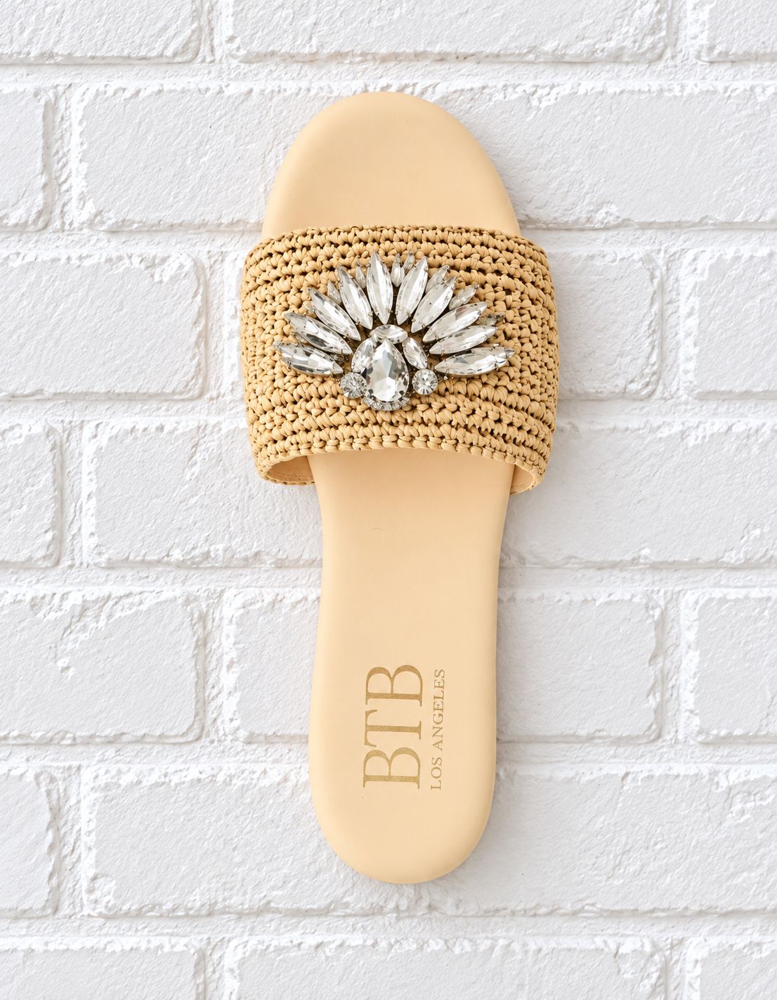 BTB Avery Slide