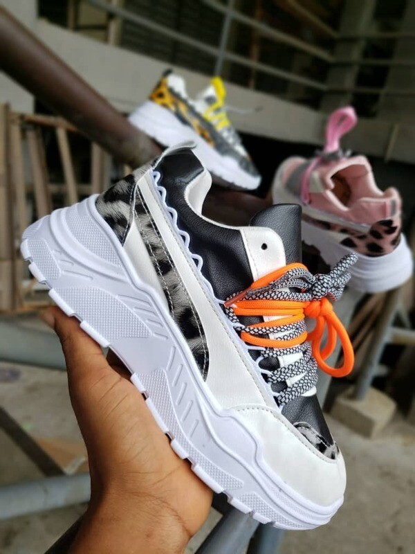 Sneaker Fashion
