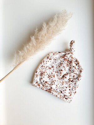 Baby Knoop Mutsje Confetti Bruin