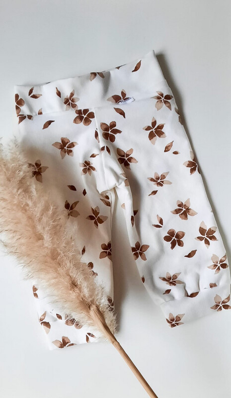 Babybroekje Newborn Flower