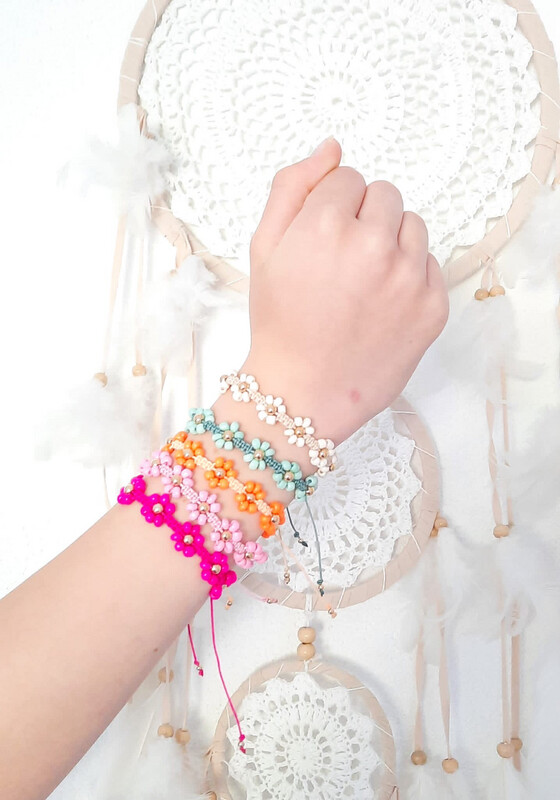 Flower Macramé Armband