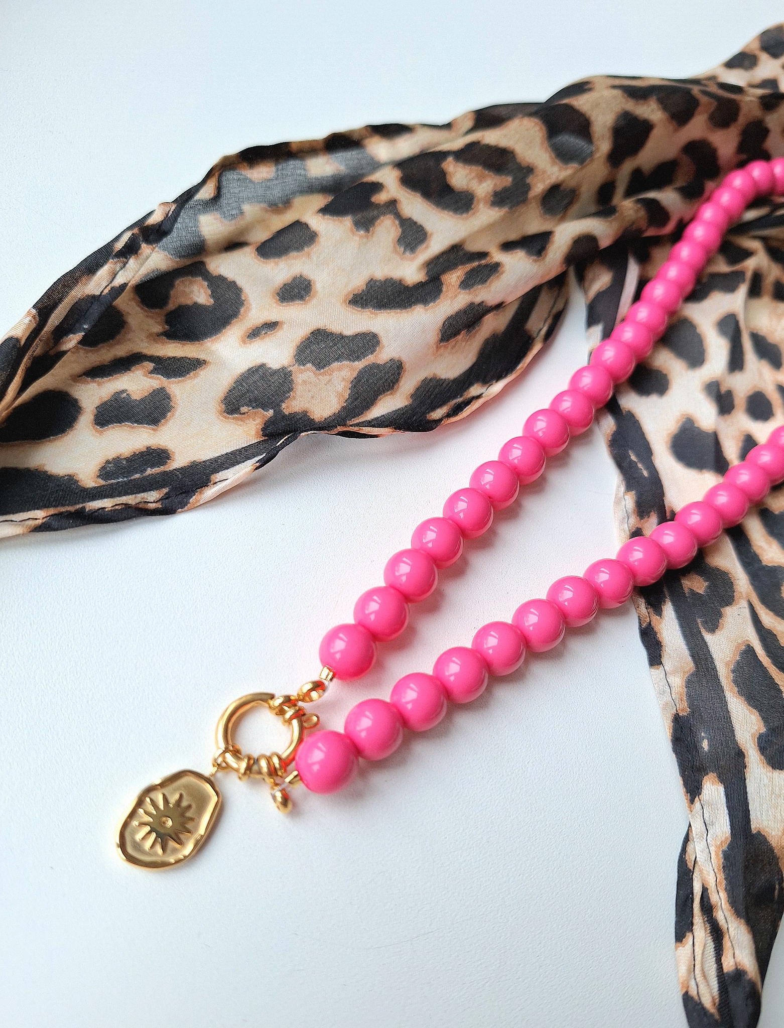 Ketting Acryl Statement