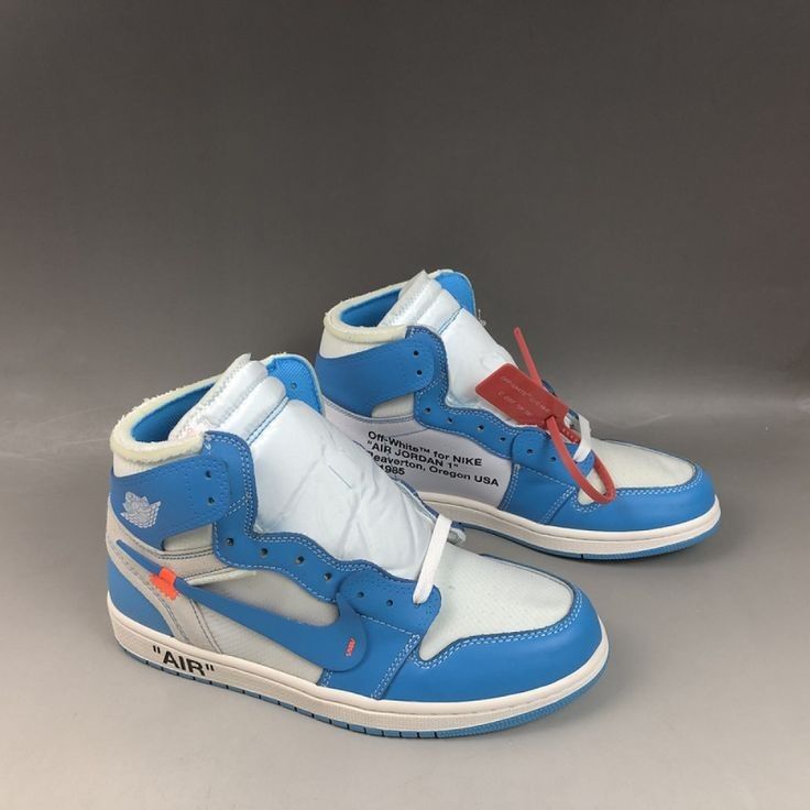 Jordan 1 Retro High
Off-White University Blue