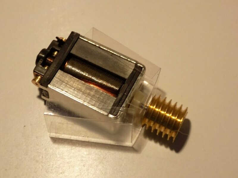 MOTOR + (WORM fits CL03 / 04/ also some 57XX not J72)