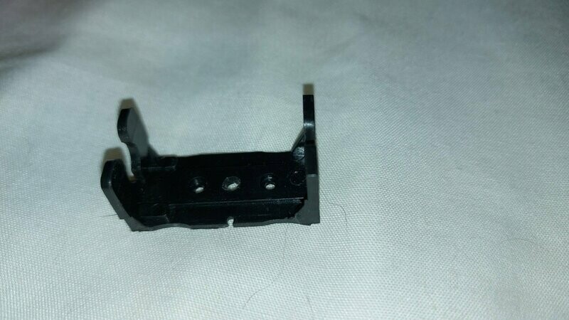 CL158   MOTOR MOUNT