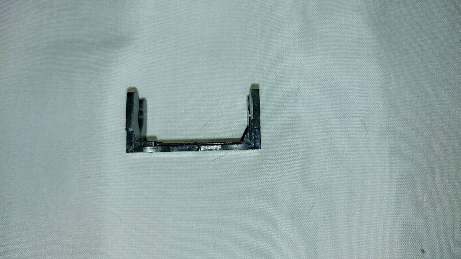 CL37   MOTOR CRADLE (BN OR BK)