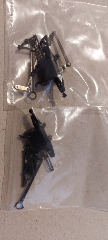 V1/3    VALVE GEAR LH/RH (Split Chassis)