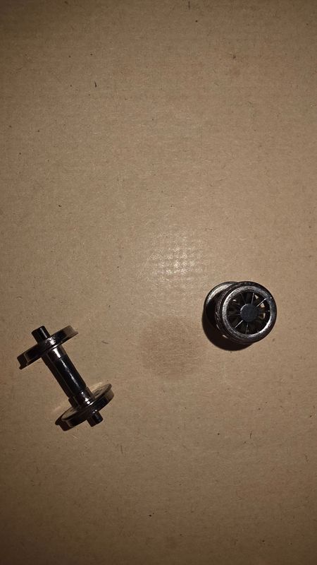 V2 PONY TRUCK WHEELS FRONT/REAR0 V2 PONY TRUCK WHEELS FRONT/REAR0