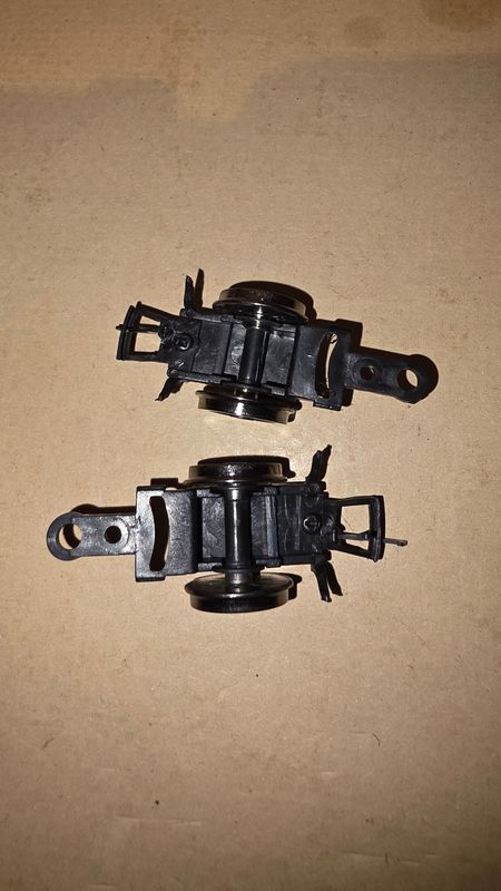 V1/3 BOGIE/PONY (FRONT/REAR) V1/3 BOGIE/PONY (FRONT/REAR)