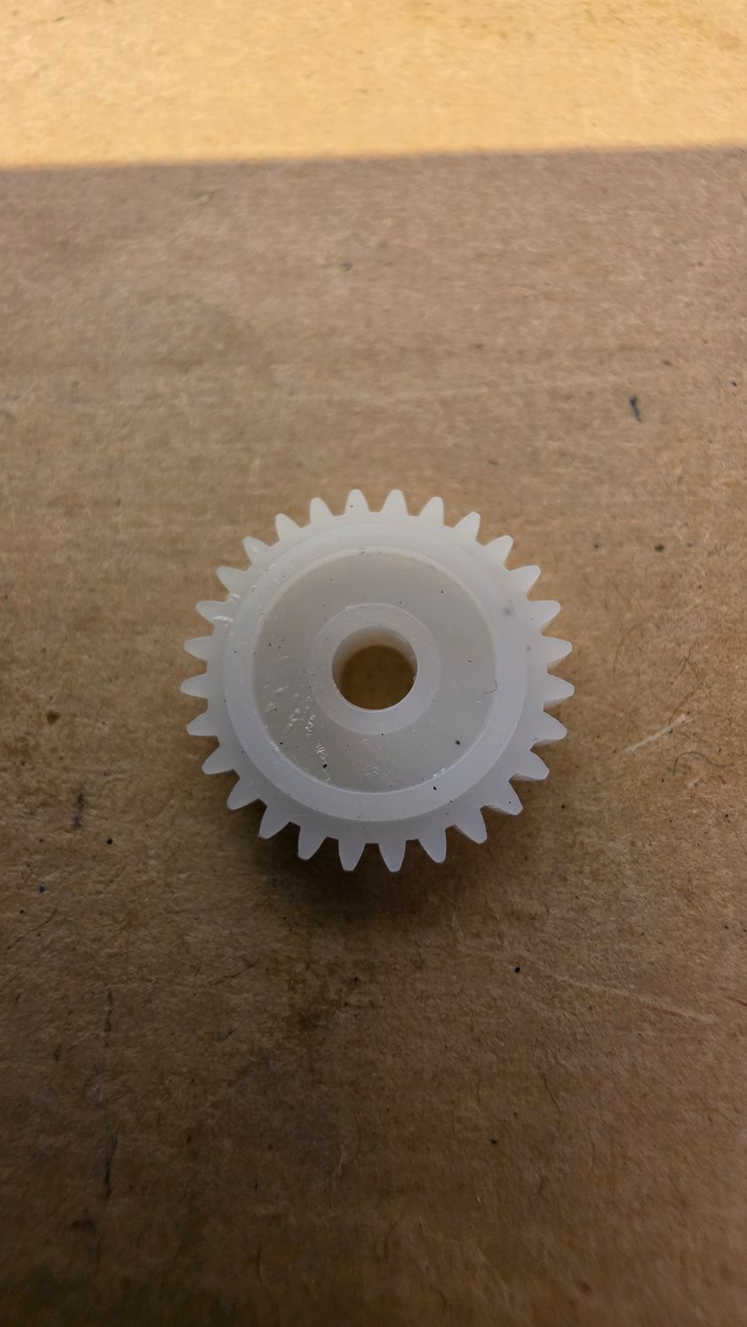 J39 INTERMEDIATE GEAR LARGE