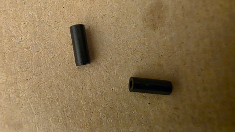 SPLIT CHASSIS BOGIE/PONY INSULATED AXLE (pair)