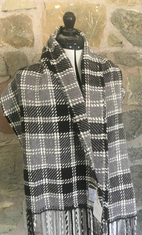 Alpaca shawl