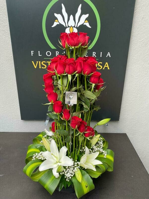 PASTEL DE ROSAS