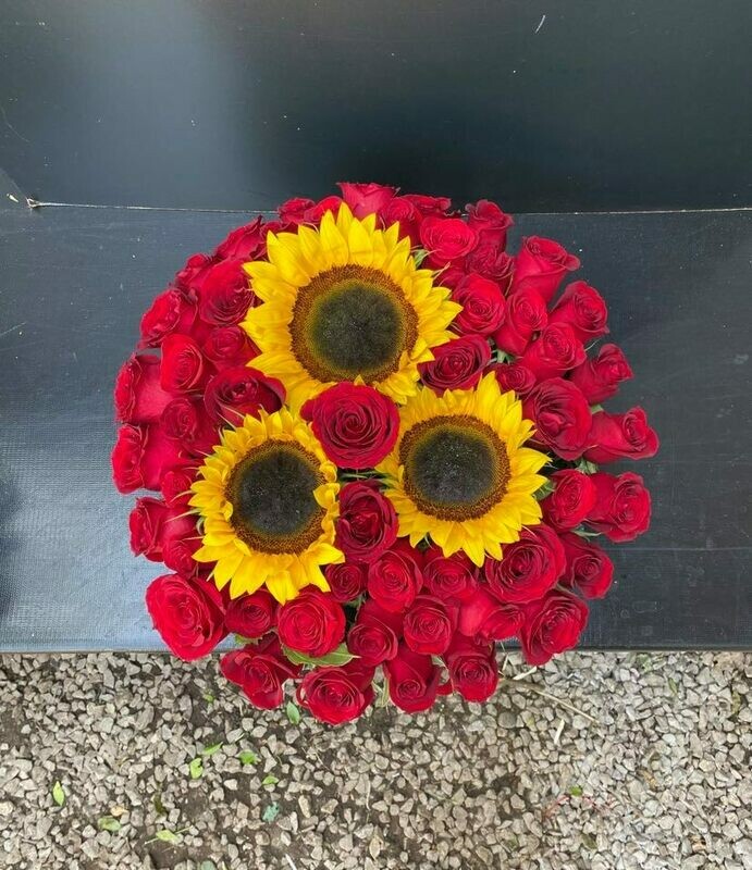 CILINDRO CON ROSAS Y GIRASOLES