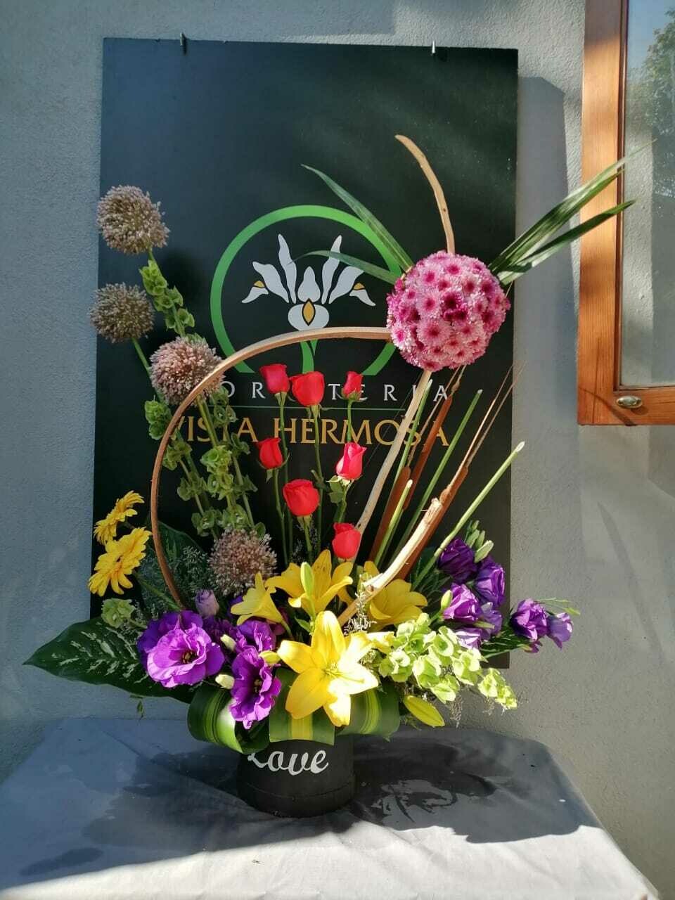 ARREGLO ESTILIZADO CHICO