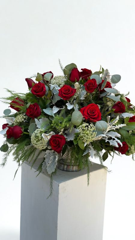 Arreglo en base de Rosas Rojas