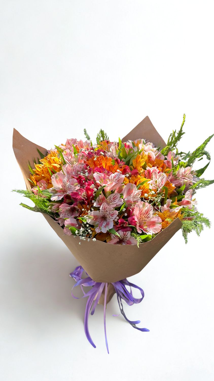 Ramillete de astromelias mediano