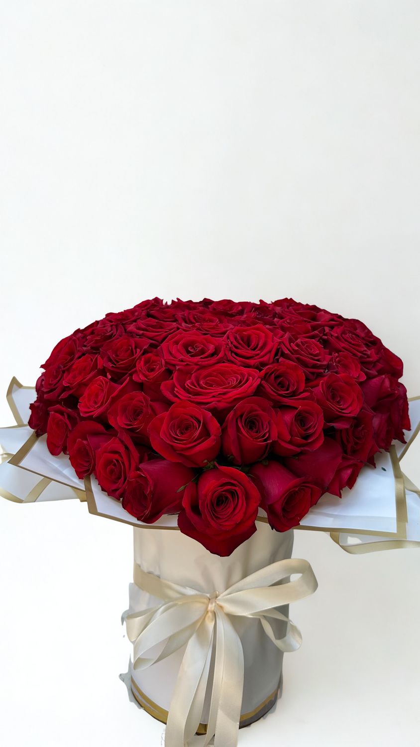 Corazón de rosas rojas