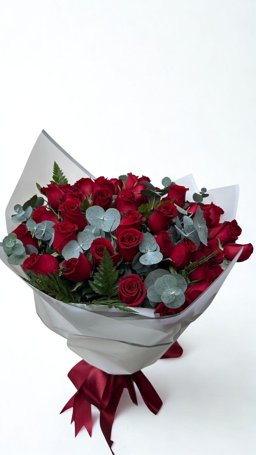 Ramillete de rosas rojas