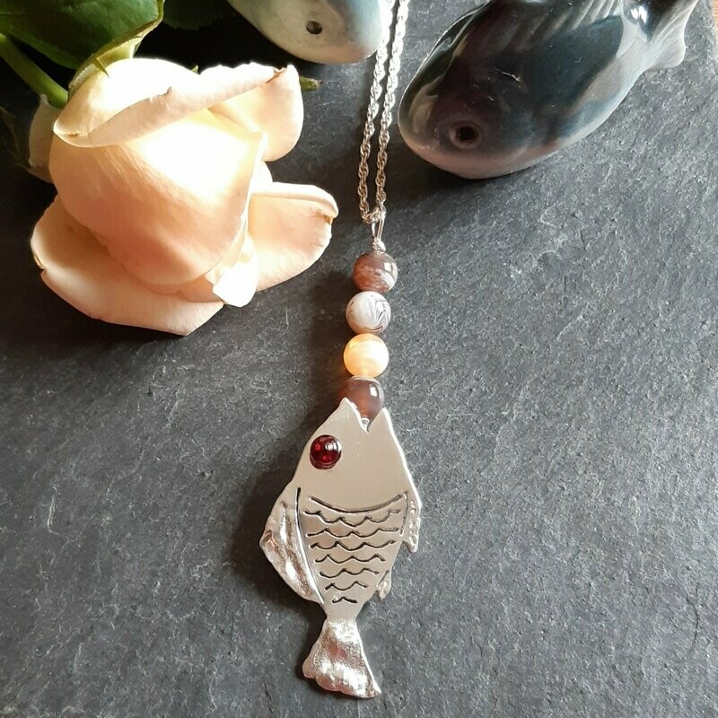 Krafttier Fisch "invisible"
