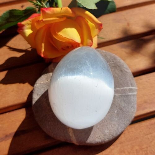 Selenit-Ei Selenit-Ei