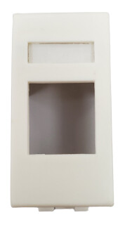 מתאם לשקע ביטוצ&#39;יני RJ-45 ריק