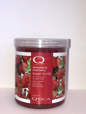 QT Scrub Strawberry Cranberry 44oz