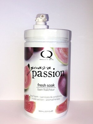 QT Fresh Soak Guava Passion 32oz