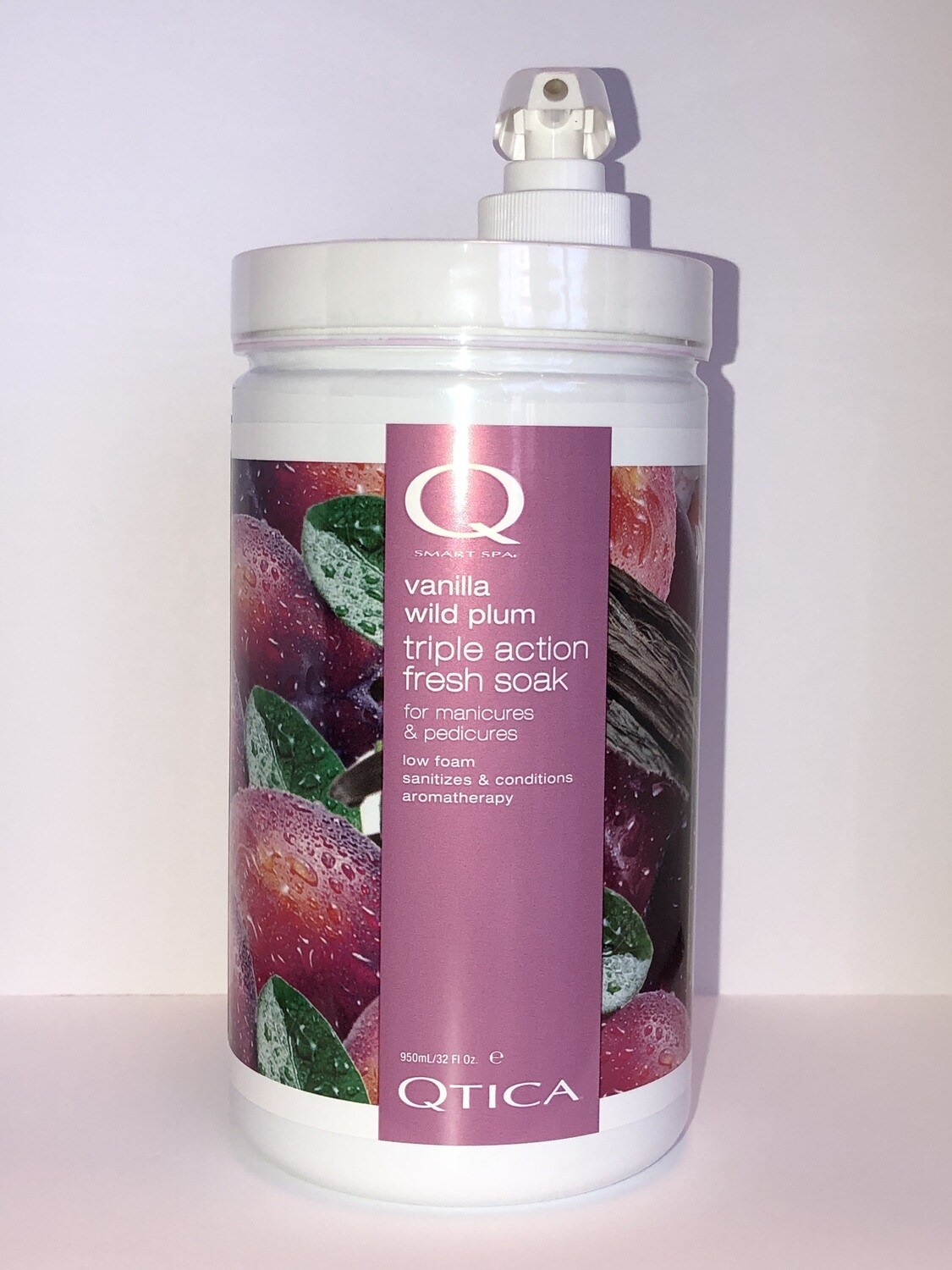 QT Fresh Soak Vanilla Wild Plum 32oz