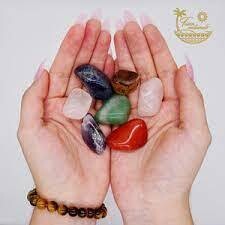 Faiza Naturals - 7 Chakra Crystals Set