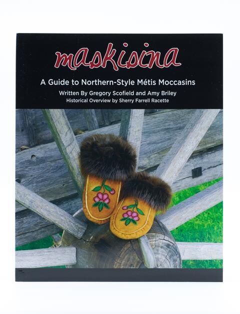 Book A Guide to Northern-Style Metis Moccasins