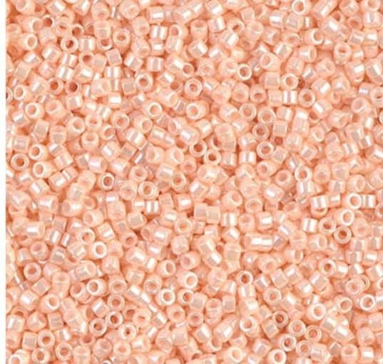 Delica Sz 11 Opaque Light Peach Lustre #1532