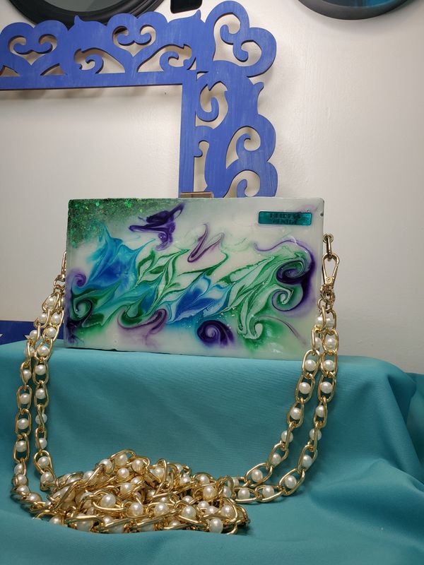 Resin Crossbody
