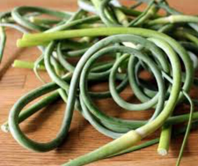 Garlic Scapes Weight: 1 LB