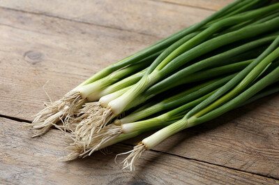 Green Onion Bunch (Sold Per Bundle) 250 Grams