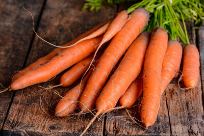 Carrots (1 LB)