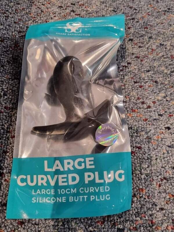 SHARE SATISFACTION - LARGE CURVED BUTT PLUG