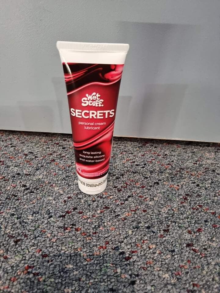 WET STUFF - SECRETS 90GM