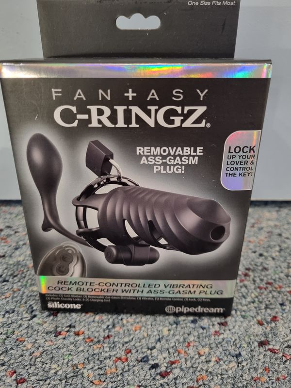 REMOTE-CONTROLLED VIBRATING COCK BLOCKER WITH ASS-GASM PLUG