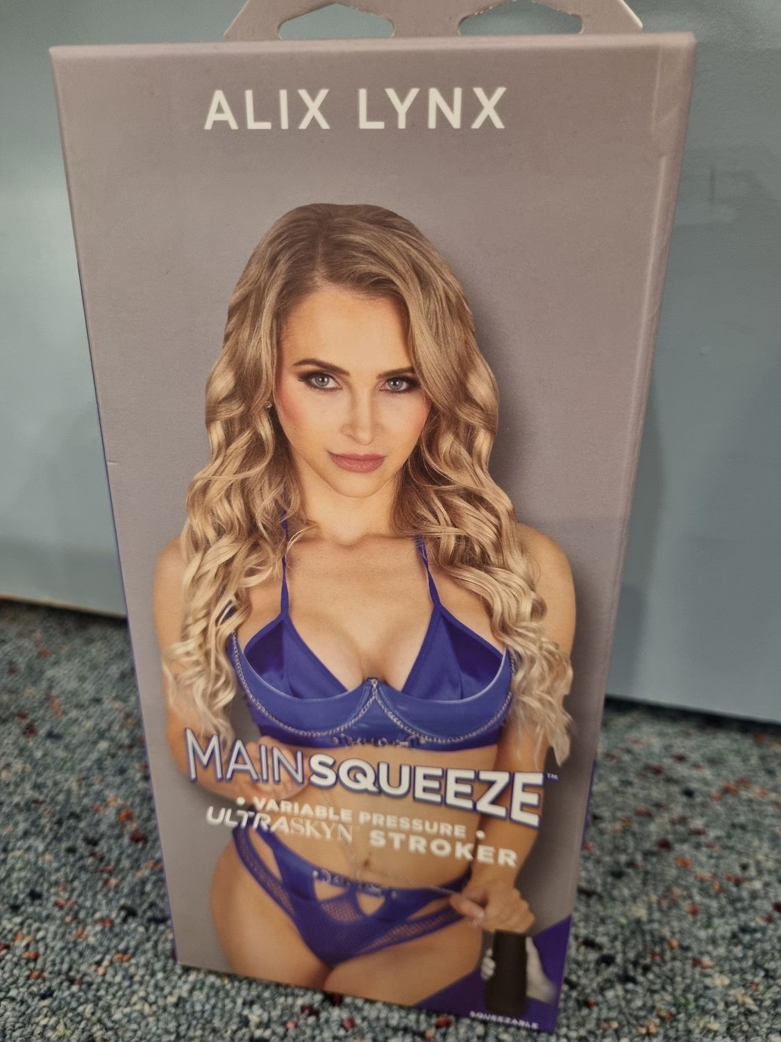 MAIN SQUEEZE - ALIX LYNX MAIN SQUEEZE - ALIX LYNX