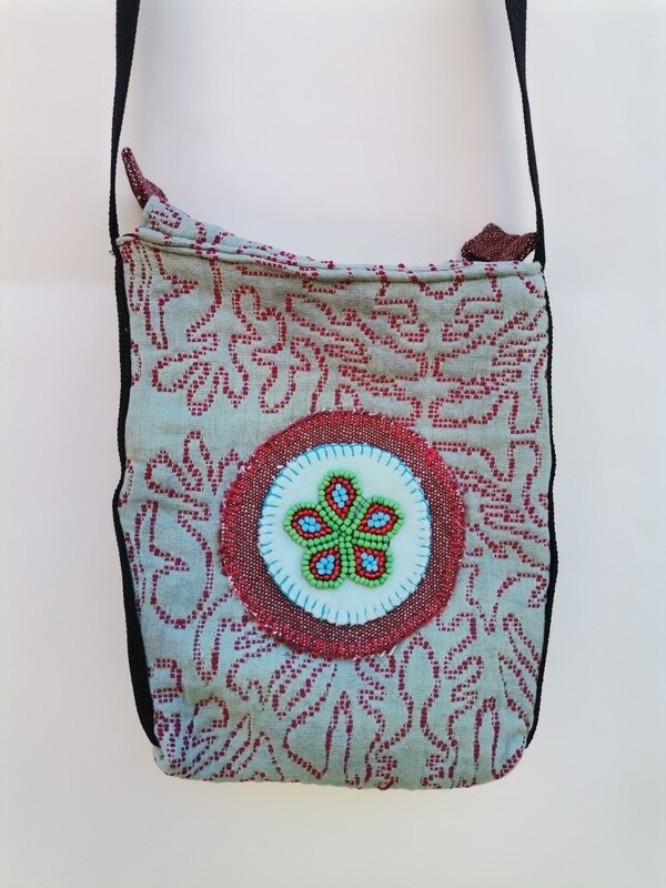 Small shoulder bag